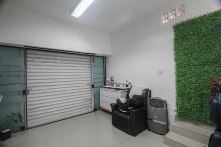 Casa à venda com 125m², 2 quartos e 1 vagaSuite
