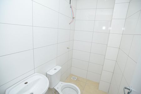 Studio para alugar com 31m², 1 quarto e 1 vaga Studio para alugar com 31m², 1 quarto e 1 vagaBanheiro