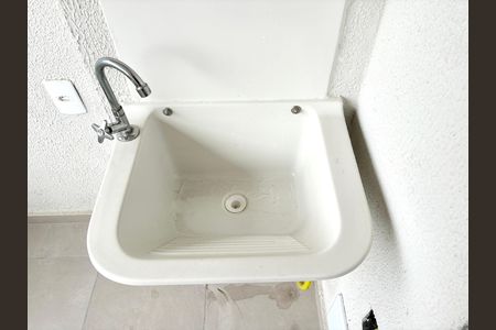 Apartamento à venda com 35m², 1 quarto e sem vaga Apartamento à venda com 35m², 1 quarto e sem vagaVaranda 1/ Área de Serviço