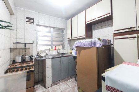 Casa à venda com 150m², 2 quartos e 2 vagasCasa 1- Cozinha