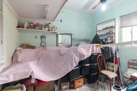 Casa à venda com 150m², 2 quartos e 2 vagasQuarto de Serviço
