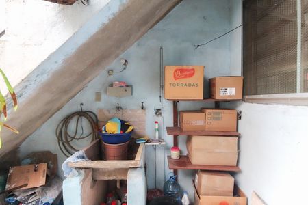 Casa à venda com 150m², 2 quartos e 2 vagasCasa 1- Área de serviço