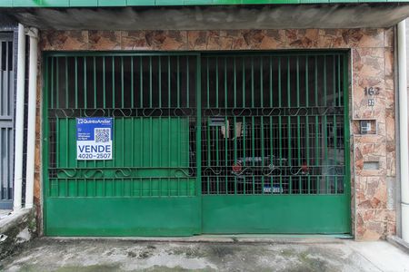 Casa à venda com 150m², 2 quartos e 2 vagasFachada