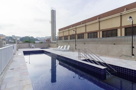 Apartamento para alugar com 39m², 2 quartos e 1 vaga Apartamento para alugar com 39m², 2 quartos e 1 vagaÁrea comum - Piscina