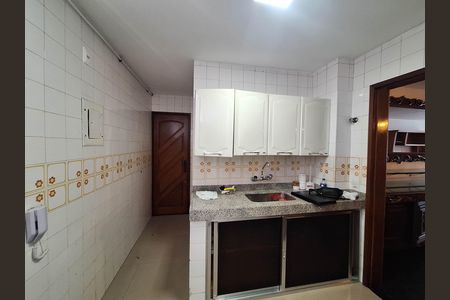 Apartamento à venda com 115m², 3 quartos e 1 vaga Apartamento à venda com 115m², 3 quartos e 1 vagaCozinha e Área de Serviço