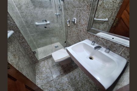Apartamento à venda com 115m², 3 quartos e 1 vaga Apartamento à venda com 115m², 3 quartos e 1 vagaBanheiro Social