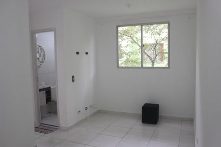 Sala de apartamento para alugar com 2 quartos, 55m² em Jardim Silvestre, Guarulhos