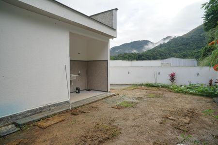 Casa de condomínio para alugar com 49m², 1 quarto e 1 vaga Casa de condomínio para alugar com 49m², 1 quarto e 1 vagaQuintal