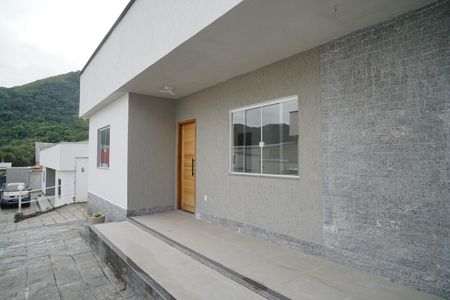 Casa de condomínio para alugar com 49m², 1 quarto e 1 vaga Casa de condomínio para alugar com 49m², 1 quarto e 1 vagaVaranda