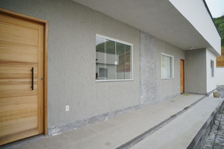 Casa de condomínio para alugar com 49m², 1 quarto e 1 vaga Casa de condomínio para alugar com 49m², 1 quarto e 1 vagaVaranda