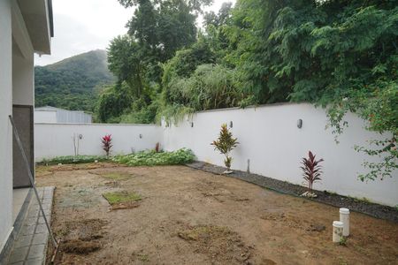 Casa de condomínio para alugar com 49m², 1 quarto e 1 vaga Casa de condomínio para alugar com 49m², 1 quarto e 1 vagaQuintal