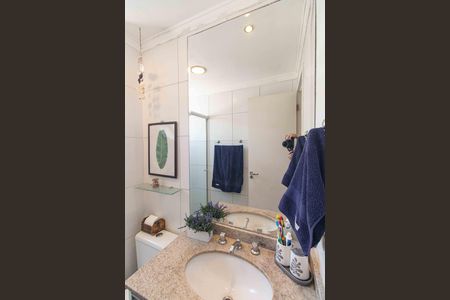 Apartamento à venda com 49m², 2 quartos e 1 vaga Apartamento à venda com 49m², 2 quartos e 1 vagaBanheiro