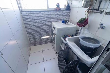 Apartamento à venda com 49m², 2 quartos e 1 vaga Apartamento à venda com 49m², 2 quartos e 1 vagaÁrea de Serviço