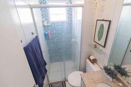 Apartamento à venda com 49m², 2 quartos e 1 vaga Apartamento à venda com 49m², 2 quartos e 1 vagaBanheiro