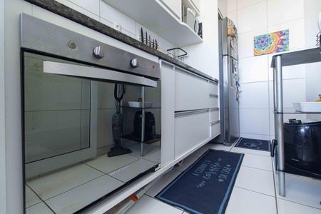 Apartamento à venda com 49m², 2 quartos e 1 vaga Apartamento à venda com 49m², 2 quartos e 1 vagaCozinha