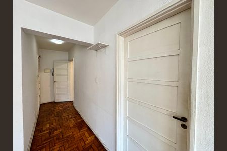 Apartamento à venda com 48m², 1 quarto e sem vaga Apartamento à venda com 48m², 1 quarto e sem vagaCorredor