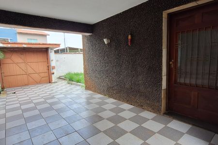 Garagem de casa à venda com 3 quartos, 236m² em Campestre, Santo André