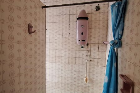 Casa à venda com 236m², 3 quartos e 7 vagas Casa à venda com 236m², 3 quartos e 7 vagasBanheiro