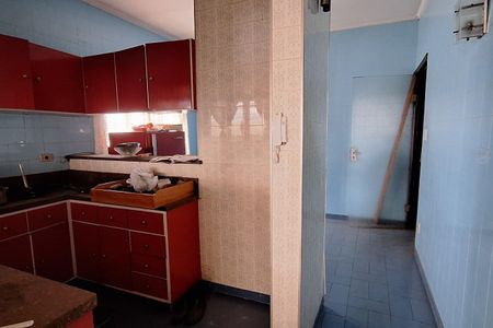 Casa à venda com 236m², 3 quartos e 7 vagas Casa à venda com 236m², 3 quartos e 7 vagasCozinha