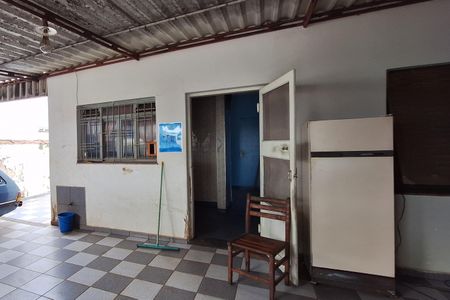 Casa à venda com 236m², 3 quartos e 7 vagas Casa à venda com 236m², 3 quartos e 7 vagasÁrea externa
