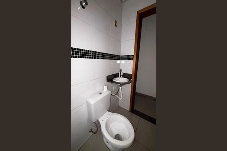 Apartamento à venda com 106m², 2 quartos e 1 vaga Apartamento à venda com 106m², 2 quartos e 1 vagaBanheiro