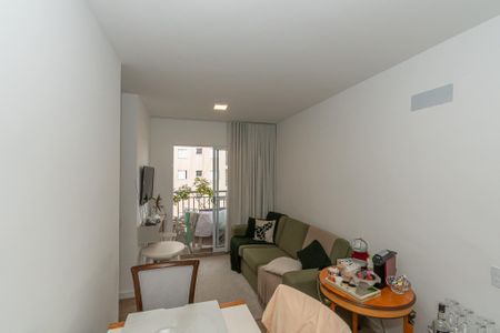 Apartamento para alugar com 55m², 2 quartos e 1 vaga Apartamento para alugar com 55m², 2 quartos e 1 vagaSala de Estar/Jantar