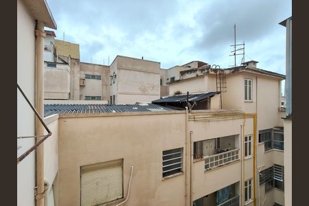 Apartamento para alugar com 90m², 2 quartos e sem vaga Apartamento para alugar com 90m², 2 quartos e sem vagaCozinha e Área de Serviço