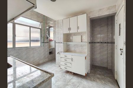 Apartamento para alugar com 90m², 2 quartos e sem vaga Apartamento para alugar com 90m², 2 quartos e sem vagaCozinha e Área de Serviço