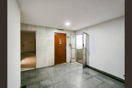 Apartamento para alugar com 90m², 2 quartos e sem vaga Apartamento para alugar com 90m², 2 quartos e sem vagaFachada e portaria