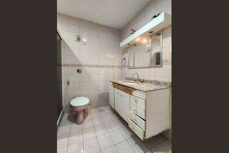 Apartamento para alugar com 90m², 2 quartos e sem vaga Apartamento para alugar com 90m², 2 quartos e sem vagaBanheiro Corredor
