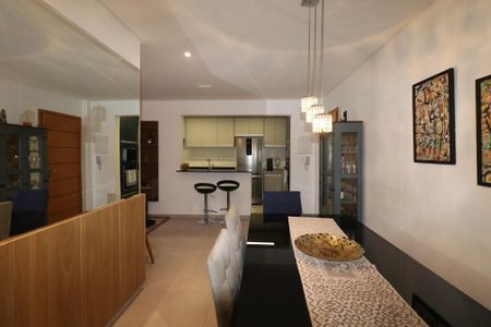 Apartamento à venda com 142m², 3 quartos e 3 vagasSala