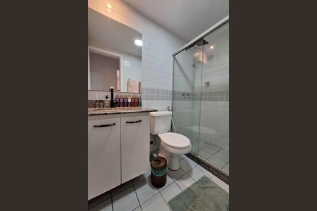 Apartamento à venda com 90m², 2 quartos e sem vaga Apartamento à venda com 90m², 2 quartos e sem vagaBanheiro Social