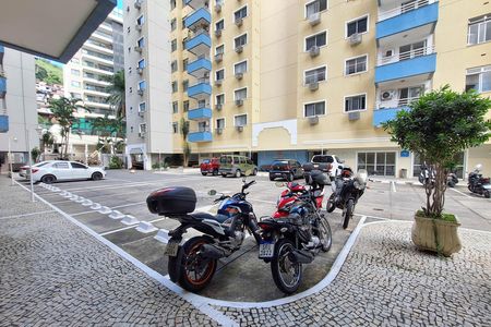 Apartamento à venda com 90m², 2 quartos e sem vaga Apartamento à venda com 90m², 2 quartos e sem vagaÁrea comum