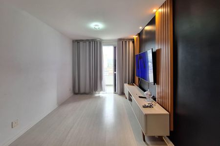 Sala de apartamento à venda com 2 quartos, 90m² em Vital Brasil, Niterói