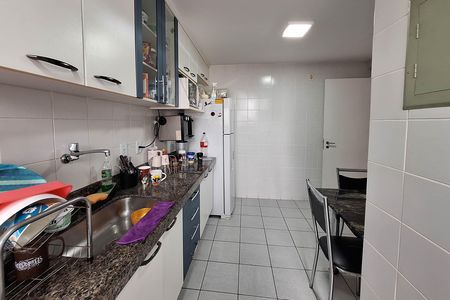Apartamento à venda com 90m², 2 quartos e sem vaga Apartamento à venda com 90m², 2 quartos e sem vagaCozinha