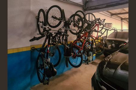 Apartamento para alugar com 115m², 3 quartos e 1 vaga Apartamento para alugar com 115m², 3 quartos e 1 vagaÁrea comum - Bicicletario