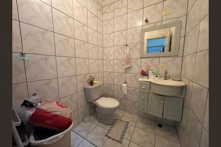 Casa à venda com 94m², 3 quartos e 1 vaga Casa à venda com 94m², 3 quartos e 1 vagaBanheiro 1