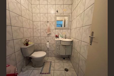 Casa à venda com 94m², 3 quartos e 1 vaga Casa à venda com 94m², 3 quartos e 1 vagaBanheiro 1