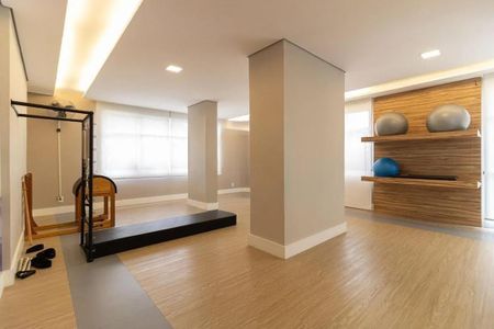 Apartamento à venda com 74m², 2 quartos e 2 vagas Apartamento à venda com 74m², 2 quartos e 2 vagasÁrea comum - Academia