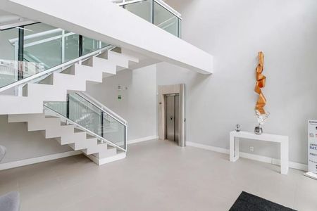Apartamento à venda com 74m², 2 quartos e 2 vagas Apartamento à venda com 74m², 2 quartos e 2 vagasÁrea comum - Hall Social