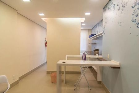 Apartamento à venda com 74m², 2 quartos e 2 vagas Apartamento à venda com 74m², 2 quartos e 2 vagasÁrea comum - Lavanderia