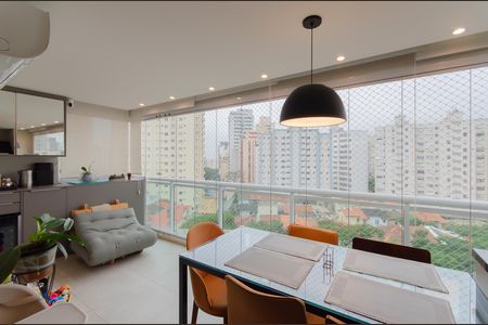 Apartamento à venda com 74m², 2 quartos e 2 vagas Apartamento à venda com 74m², 2 quartos e 2 vagasSala