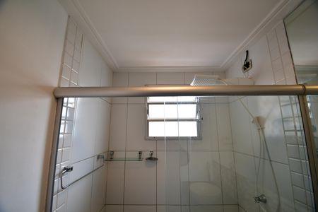 Casa de condomínio para alugar com 80m², 3 quartos e 2 vagasBanheiro Social