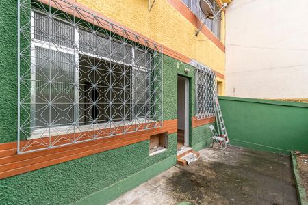 Casa à venda com 148m², 3 quartos e 1 vaga Casa à venda com 148m², 3 quartos e 1 vagaVaranda