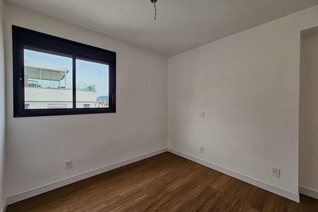 Apartamento à venda com 187m², 3 quartos e 3 vagas