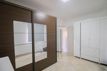 Apartamento para alugar com 80m², 2 quartos e sem vagaQuarto