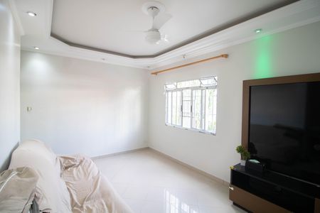 Apartamento para alugar com 80m², 2 quartos e sem vagaSala
