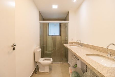 Apartamento à venda com 120m², 3 quartos e 2 vagas Apartamento à venda com 120m², 3 quartos e 2 vagasBanheiro da Suíte 3