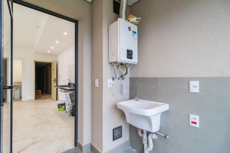 Apartamento à venda com 120m², 3 quartos e 2 vagas Apartamento à venda com 120m², 3 quartos e 2 vagasÁrea de Serviço