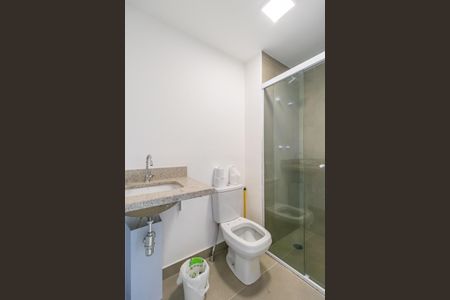 Apartamento à venda com 120m², 3 quartos e 2 vagas Apartamento à venda com 120m², 3 quartos e 2 vagasBanheiro da Suíte 2